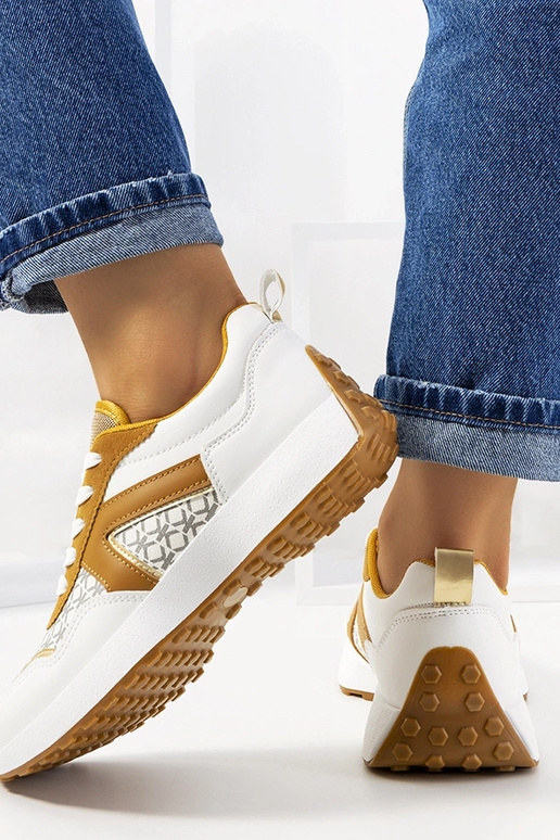 Tênis esportivos brancos femininos,...