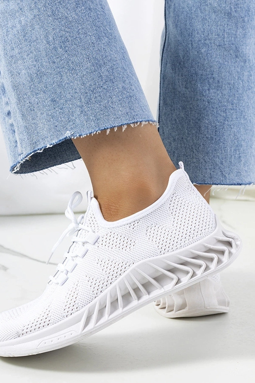 Tênis esportivo branco Witting