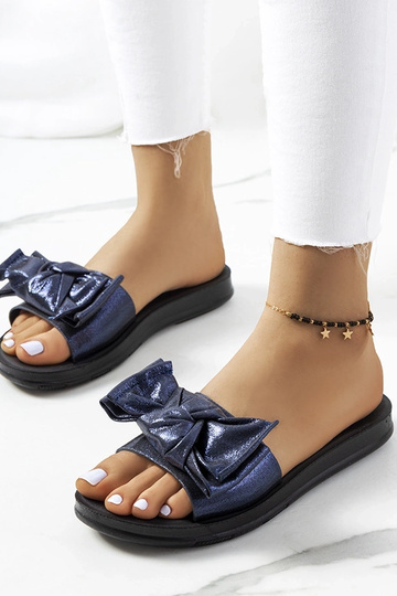 Chinelo azul marinho com laço brilhante Sora