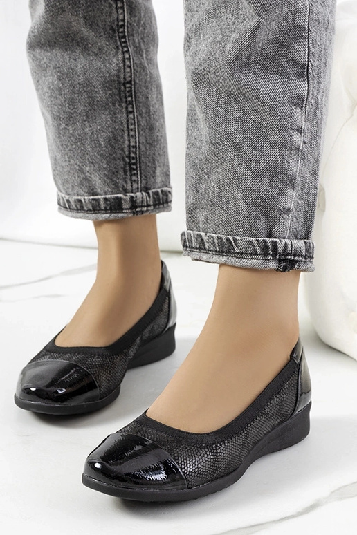 Sapatos pretos, "Mercer"