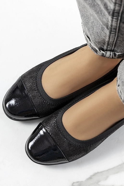 Sapatos pretos, "Mercer"