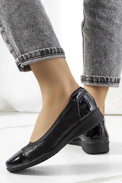 Sapatos pretos, "Mercer"