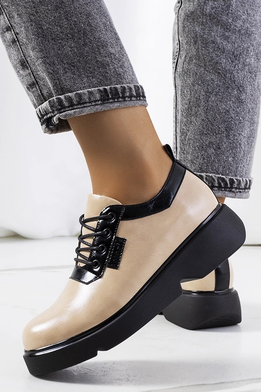 Botas de camurça na cor areia, "Parram" Botas de camurça na cor areia, "Parram"