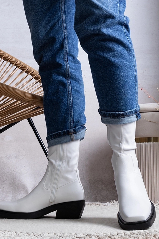 Botas brancas de salto, "Marisa"