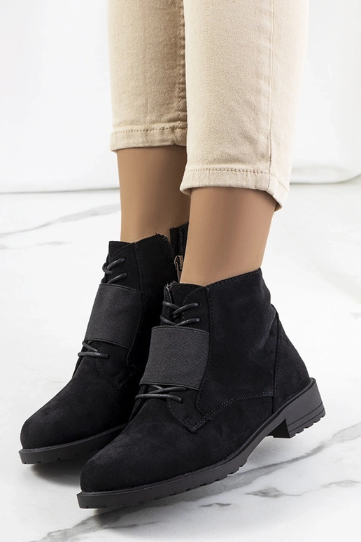 Botins Manoella pretos