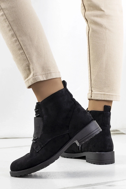 Botins Manoella pretos