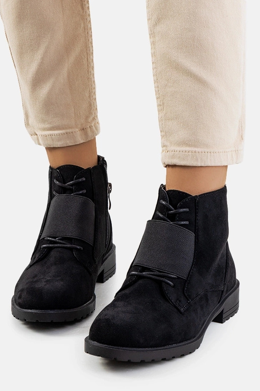 Botins Manoella pretos