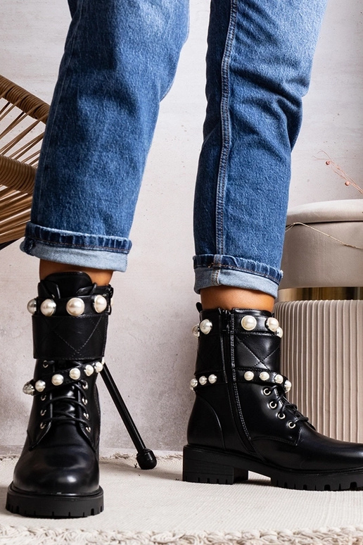 Botins femininos pretos com...