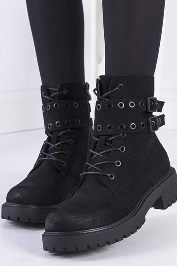 Botas femininas pretas...