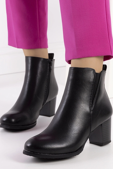 Botas de cano curto com...