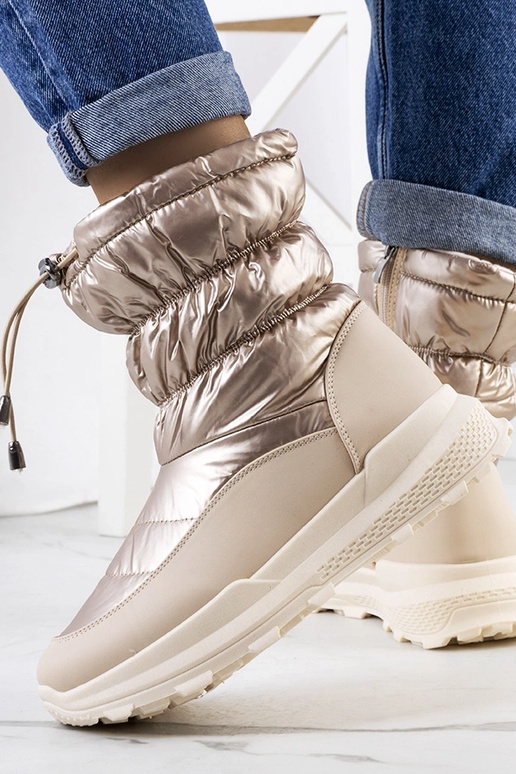 Mocassins em tons de areia com sola...