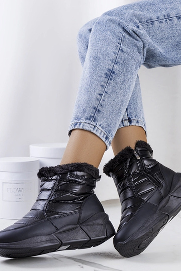 Botas de neve isoladas Black Lago