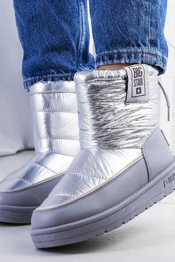 Cachecol vermelho, "Aria"