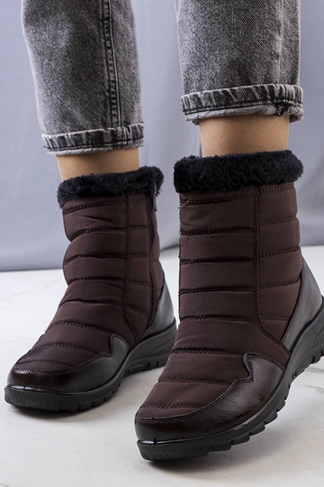Botas pretas envernizadas, "Salent"