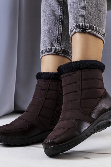 Botas pretas envernizadas, "Salent" 2