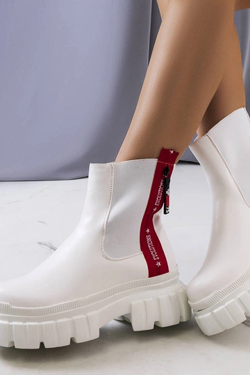 Botas Casta de couro...