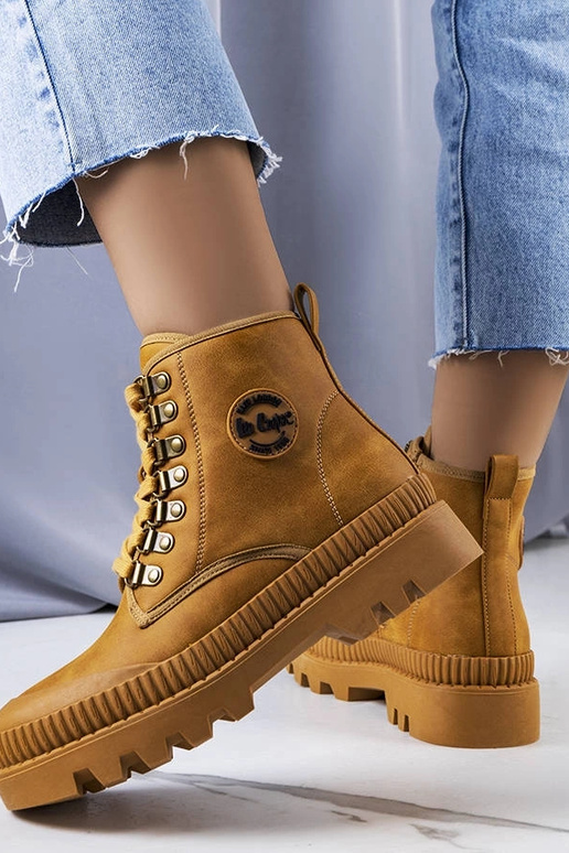 Botas curtas marrons claras de...