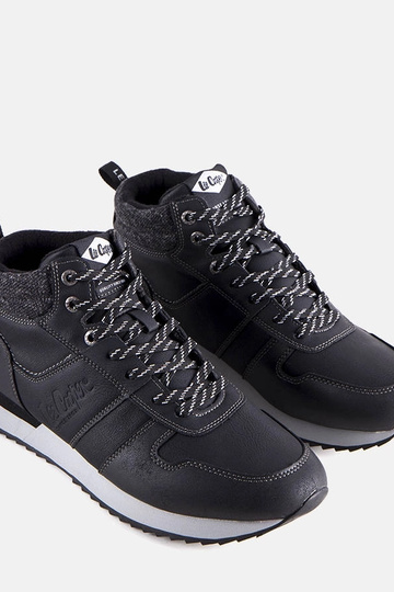 Botas de caminhada pretas... 2