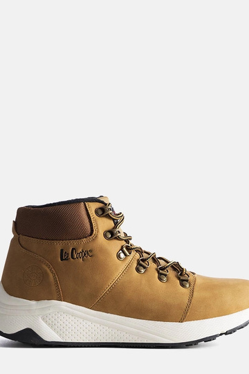 Botas Isoladas Marrons...