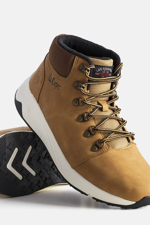 Botas Isoladas Marrons...