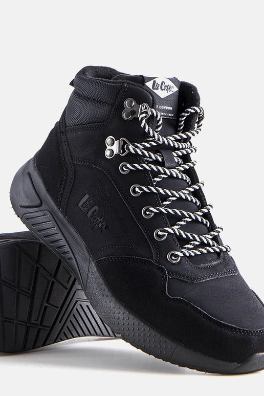 Botas Isoladas Pretas LCJ-22-31-1457M...