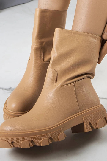 Botas curtas marrons de... 2