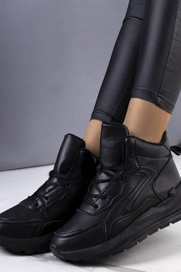 Tênis de inverno pretos,...