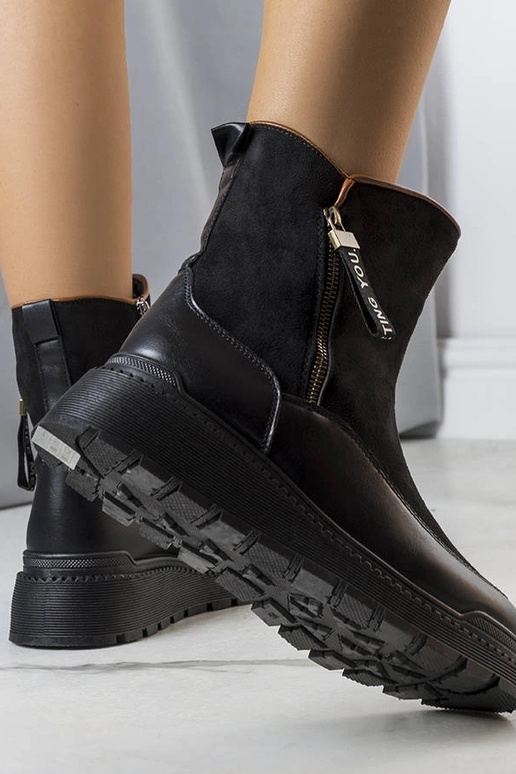Botas de inverno pretas em...