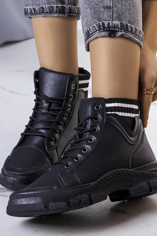 Botas Isoladas Pretas da Innes