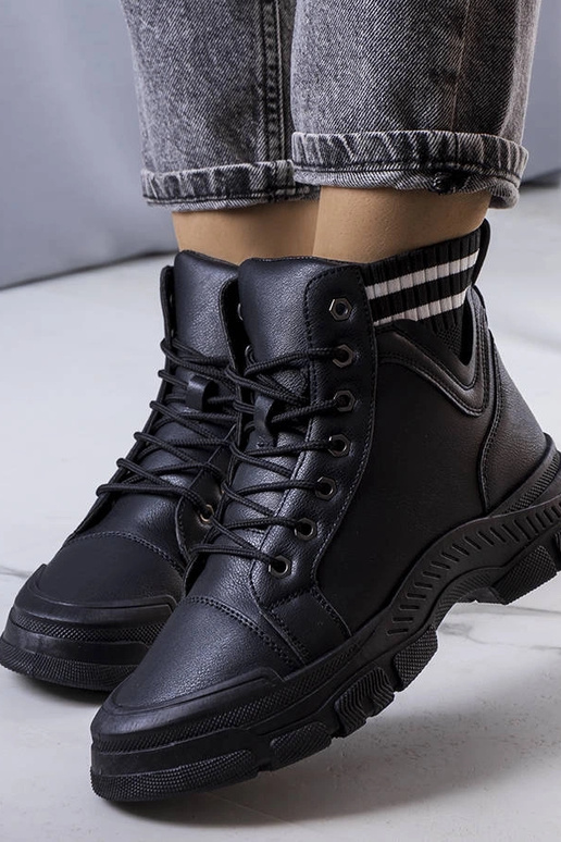 Botas Isoladas Pretas da Innes