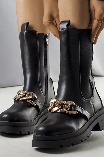 Botins pretos com...