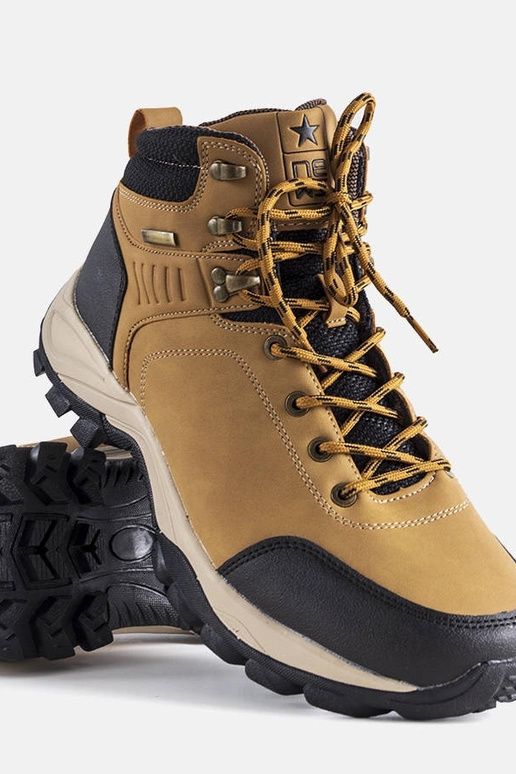 Botas de caminhada de inverno marrons...