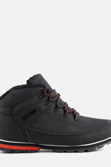 Botas de caminhada pretas...