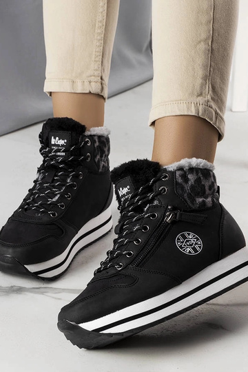 Botas Isoladas Pretas... 2