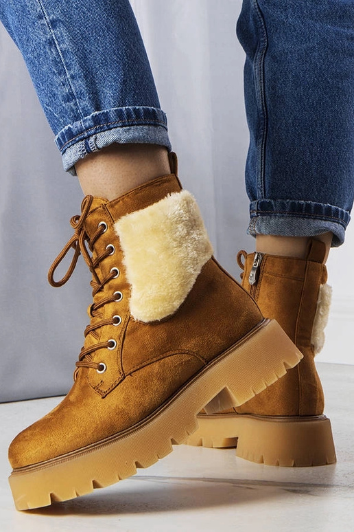 Botas de inverno marrons com pelinho,...