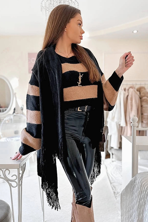 Xale Preto com Franjas Junho