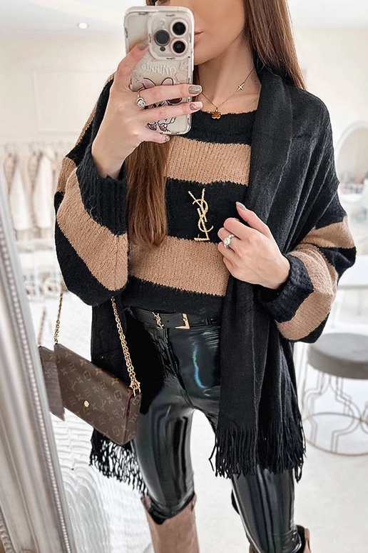 Xale Preto com Franjas Junho