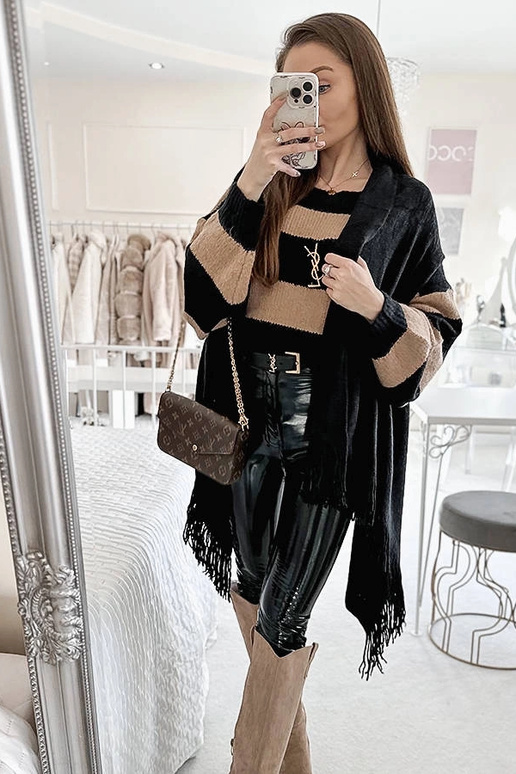 Xale Preto com Franjas Junho