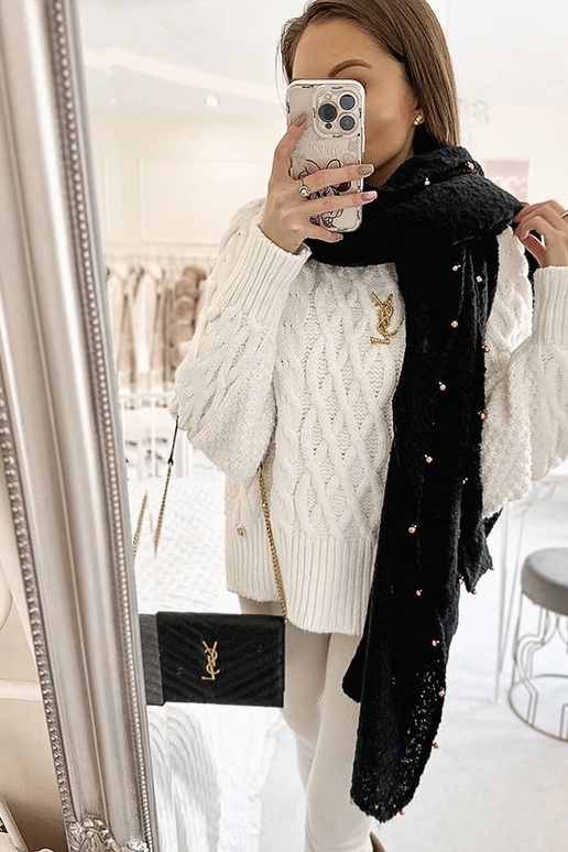 Xale de contas pretas Yvonne