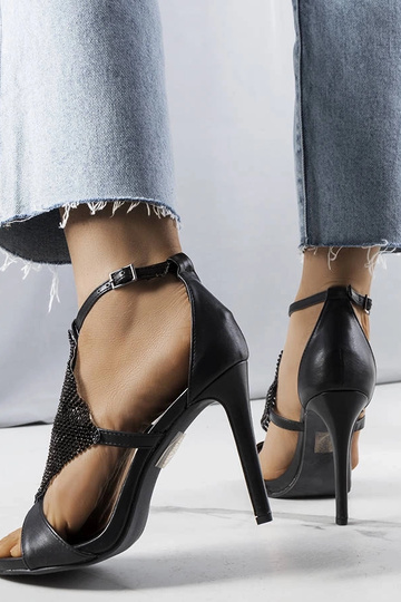 Sandália preta elegante de... 2