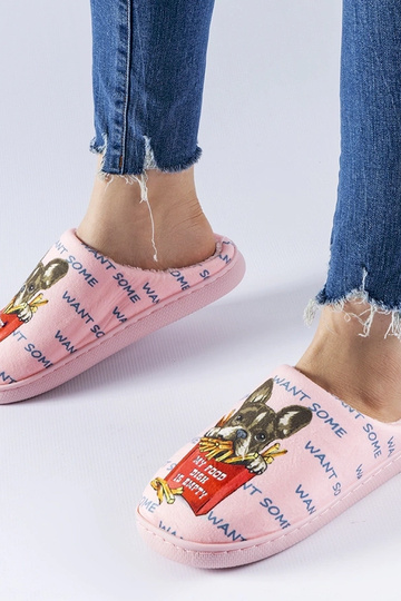 Pantufas de batata frita macias e cor-de-rosa