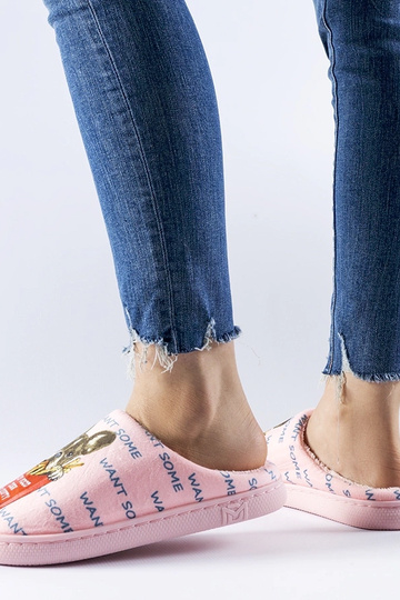 Pantufas de batata frita macias e cor-de-rosa 2