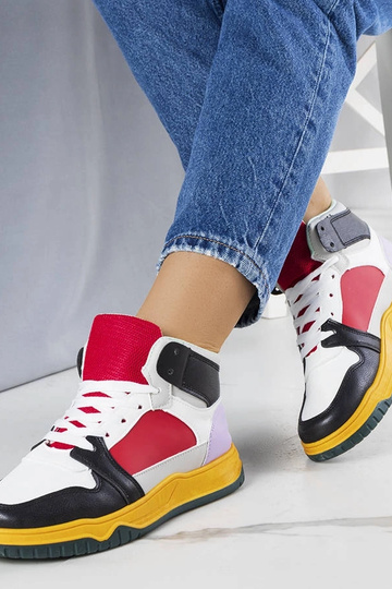 Tênis cano alto preto e...