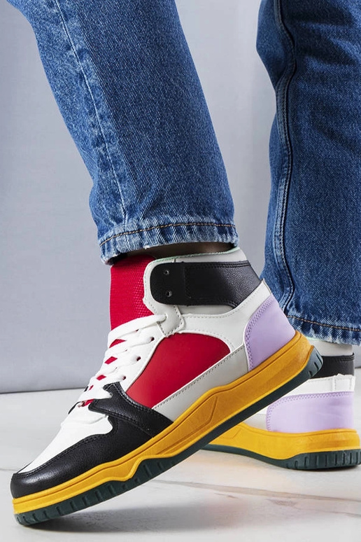 Tênis cano alto preto e vermelho...