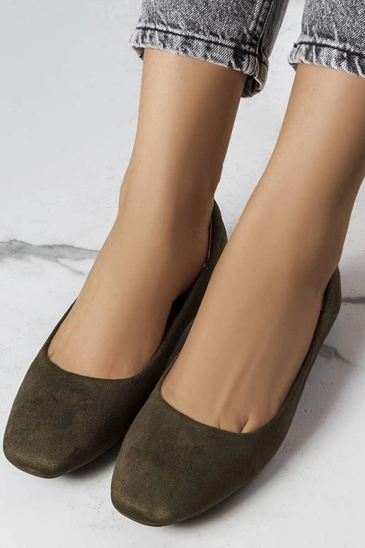 Ballets verdes de camurça sintética...