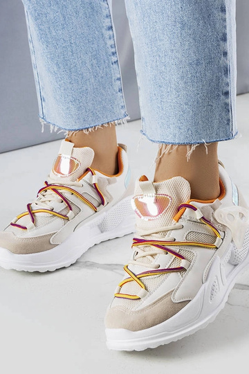 Tênis Traci bege material...