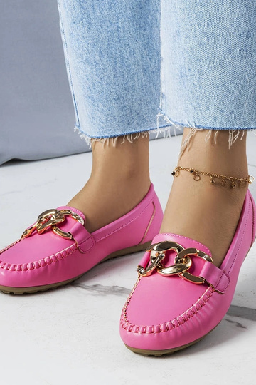 Mocassim rosa com corrente Norma