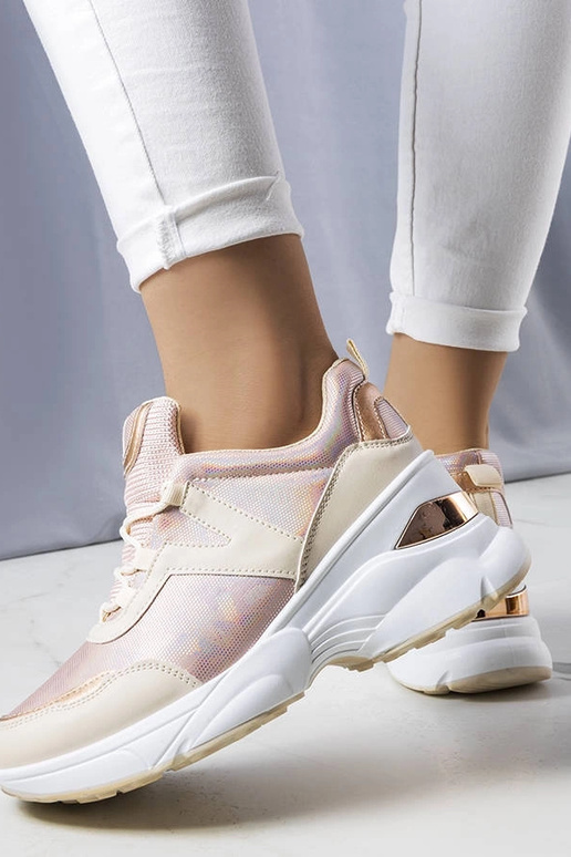 Tênis rosa com apliques metálicos Ruais