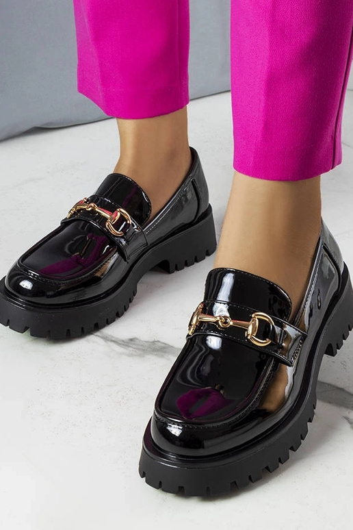 Sapatos de verniz pretos Simard