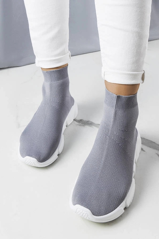 Tênis cinza cano alto William